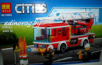 Конструктор Сити Пожарный автомобиль с лестницей 225 деталей.