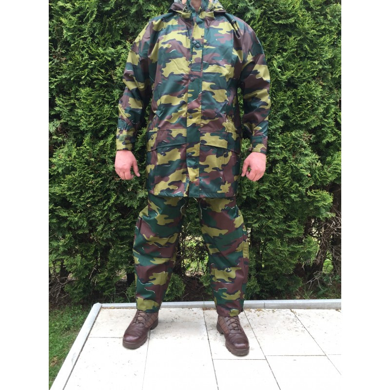 Костюм календаря. Головоломка костюмы. Костюм военный gore-tex. Карнавал на кипре. Костюм пазл.