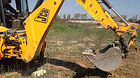 Рытье котлованов экскаватором погрузчиком JCB 4СХ Sitemaster Super