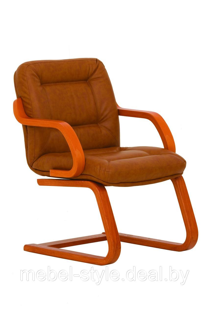 Кресла Сенатор Extra на полозьях, стул SENATOR CF в коже SPLIT для кабинета и переговорных комнат,