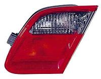 W210 фонарь задний внутренний левый (DEPO) красно-тонированный для MERCEDES W210