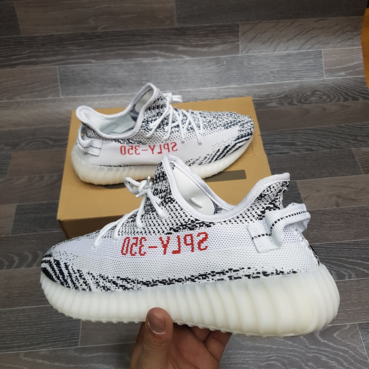 Кроссовки Yeezy Boost 350 - фото 8 - id-p102571354