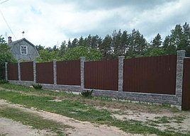 Забор из профнастила с блоками "Рваный камень" с двух сторон 1