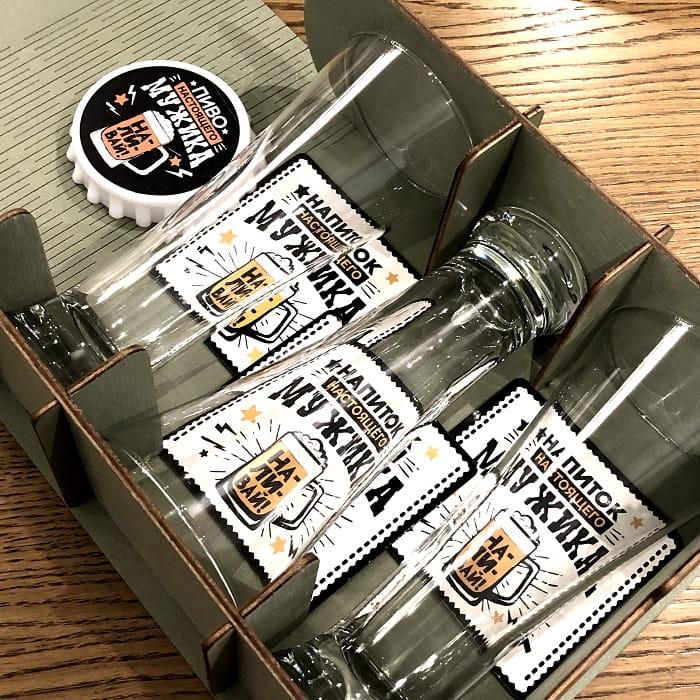 Набор бокалов для пива «Напиток мужика» в деревянной коробке - фото 2 - id-p102859635