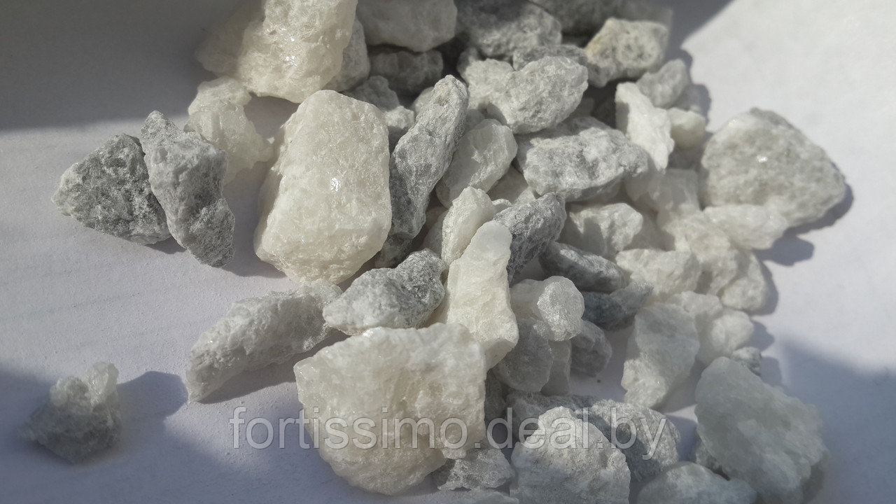 Мраморный щебень серый, натуральная каменная крошка фр. 10-20 мм, крошка мраморная 1 тонна МКР (ОПТ)