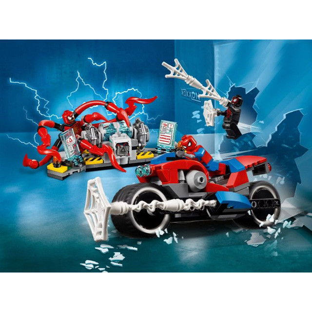 Конструктор Bela 11186 Super Heroes Человек-паук: спасение на байке (аналог Lego Spiderman 76113) 252 деталей - фото 2 - id-p103127316