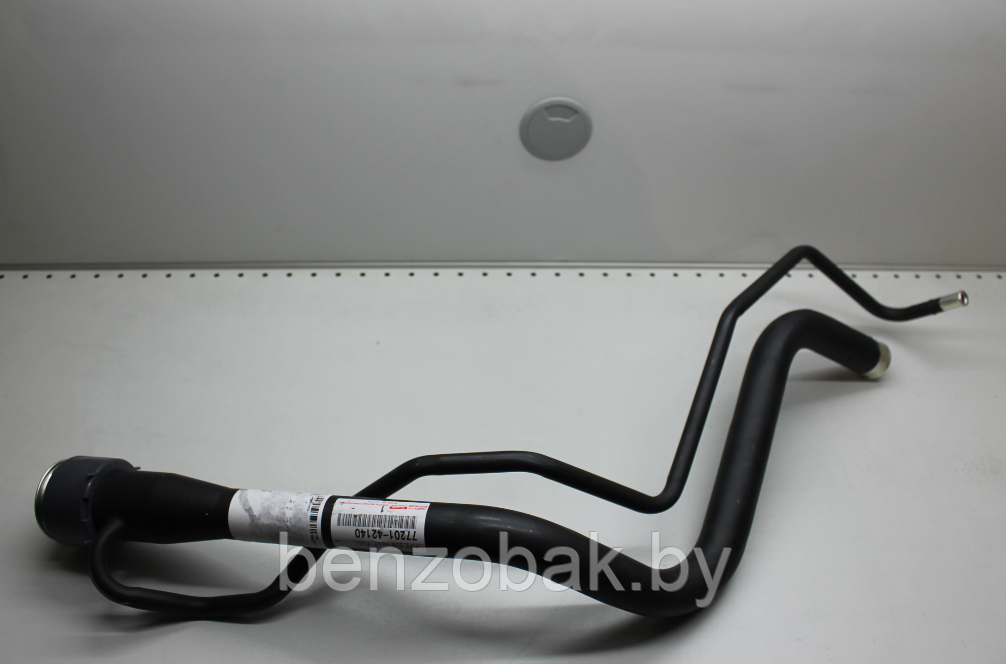 ЗАЛИВНАЯ ГОРЛОВИНА 77201-42140 TOYOTA RAV4 II 2000-2006 БЕНЗИН