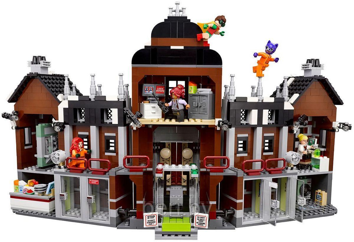 10741 Конструктор Bela "Лечебница Аркхэм", 1706 деталей, аналог Lego The Batman Movie 70912 - фото 8 - id-p103385394