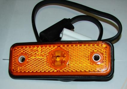 Фонарь габаритный светодиодный желтый с QS подключением FT-004 Z LED FRISTOM ПОЛЬША - фото 1 - id-p103392136