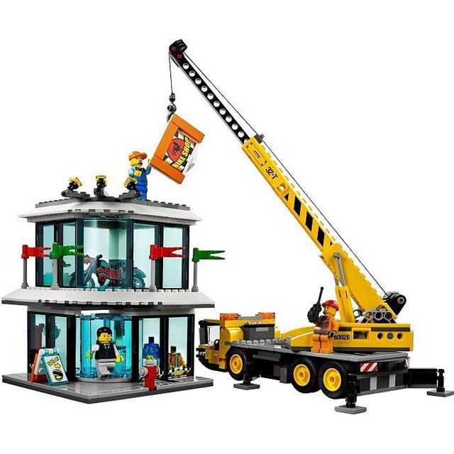 Конструктор Lepin 02035 Cities Городская площадь (аналог LEGO City 60026) 1024 детали - фото 3 - id-p103555139