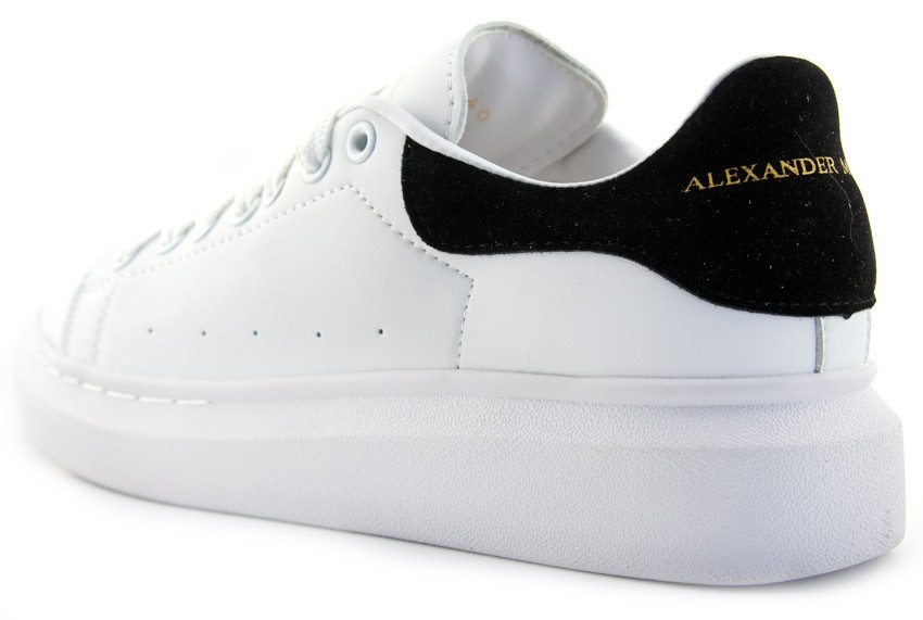 Кроссовки alexander mcqueen в черном цвете 36-42 - CeprShops - Alexander  McQueen Oversized Sneaker 2019 'White Black