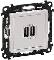 Valena Life - Зарядное устройство с двумя USB-разъемами 240В/5В 1500мА белый