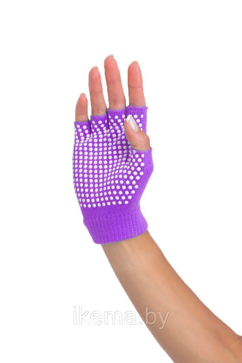 Перчатки противоскользящие для занятий йогой фиолетовый цвет - фото 1 - id-p105553550