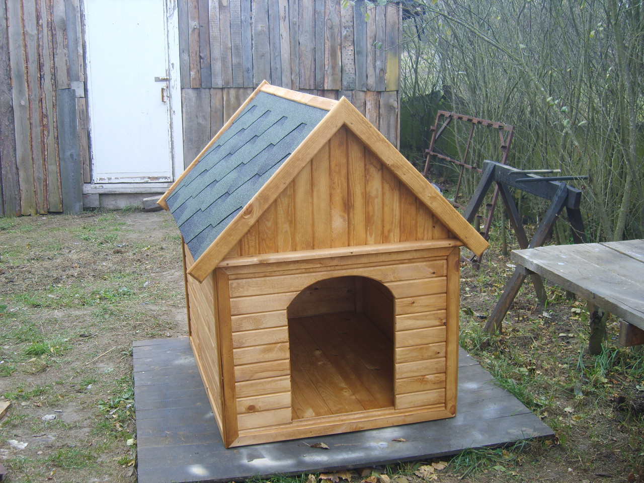 Будка для больших собак