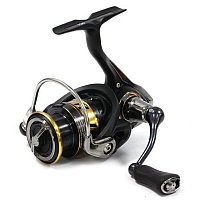 Катушка безынерционная DAIWA "17 Legalis LT 1000D" (5+1 подш., 5,2:1)