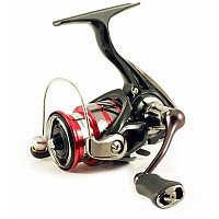 Катушка безынерционная DAIWA  18 NINJA LT 1000 (4+1 подш.)