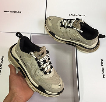 Кроссовки Balenciaga Triple S Gray