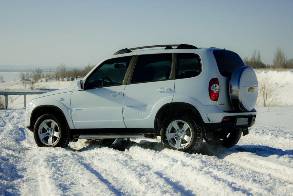 Защита порогов с алюминиевой площадкой 51 мм (ППК) Chevrolet NIVA с 2009 - фото 4 - id-p106430775