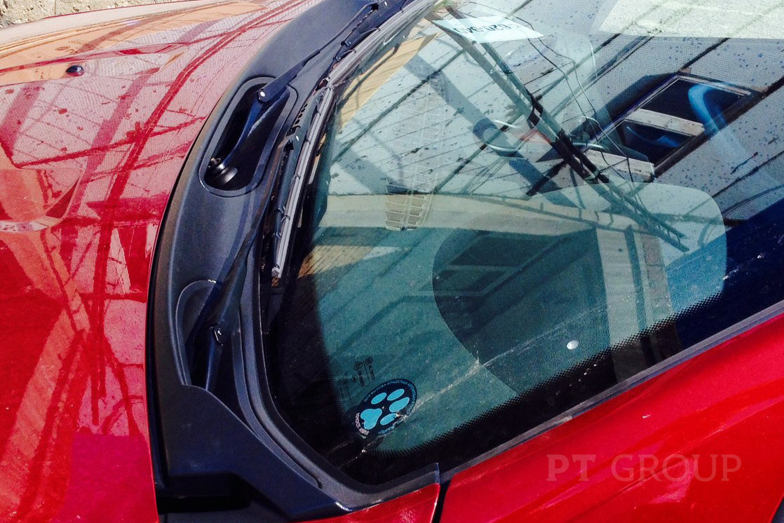 Накладка в проем стеклоочистителей (жабо ABS) Renault SANDERO 2008-2014