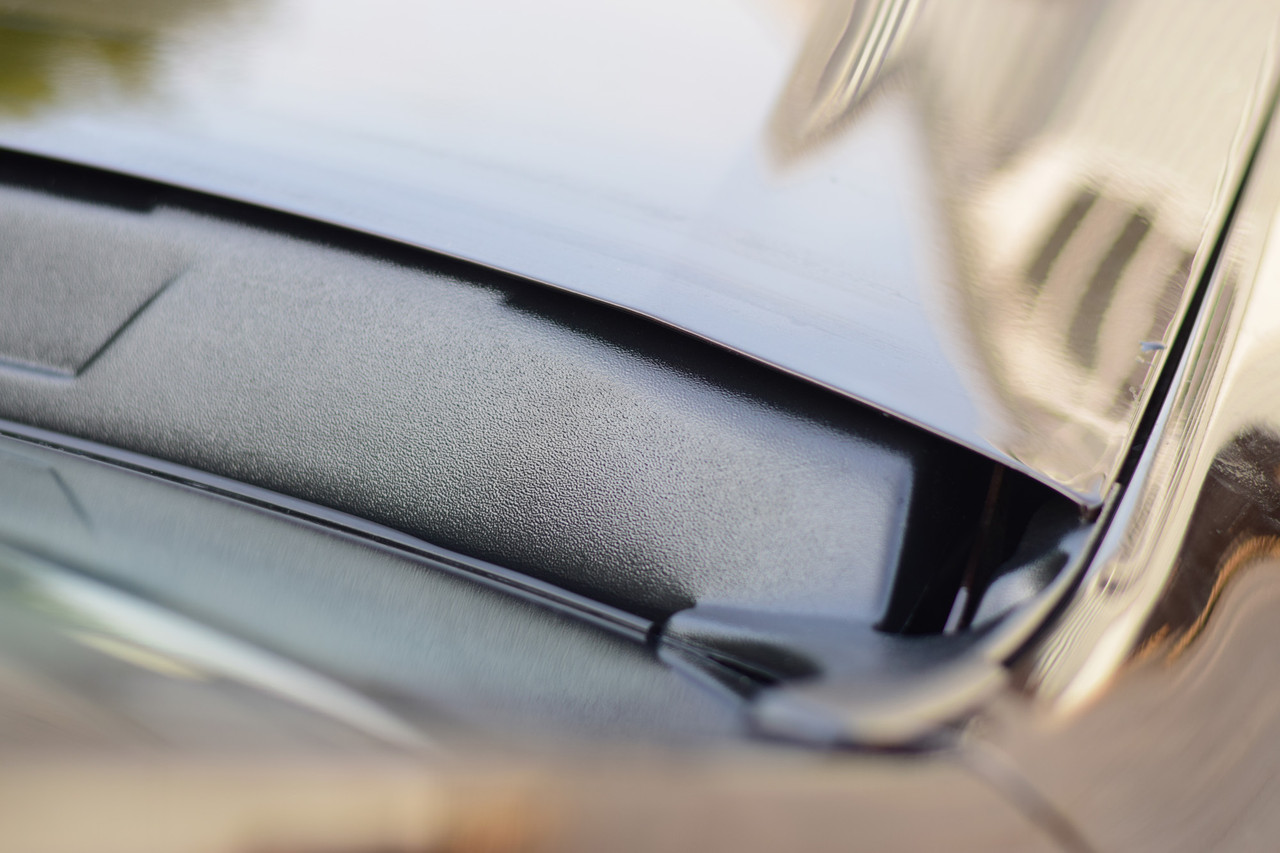 Накладка в проём стеклоочистителей (жабо без скотча, ABS) Renault DUSTER с 2012 - фото 7 - id-p106430810