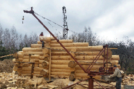 Баня "Медвежья берлога" из "дикого сруба", 9х9м  11