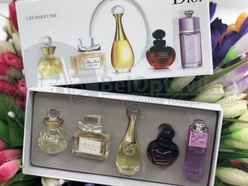 Подарочный набор духов Dior 5 ароматов в мини-флаконах по 5 мл. - фото 4 - id-p93849490