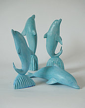 Фигурка Дельфин деревянная
