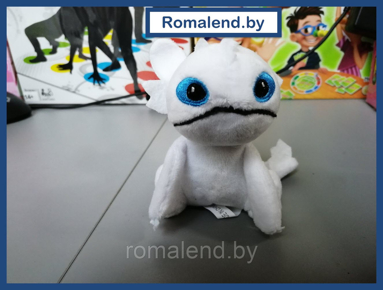 Мягкая игрушка Беззубик белый брелок из мультфильма "Как приручить дракона" - фото 1 - id-p106254116