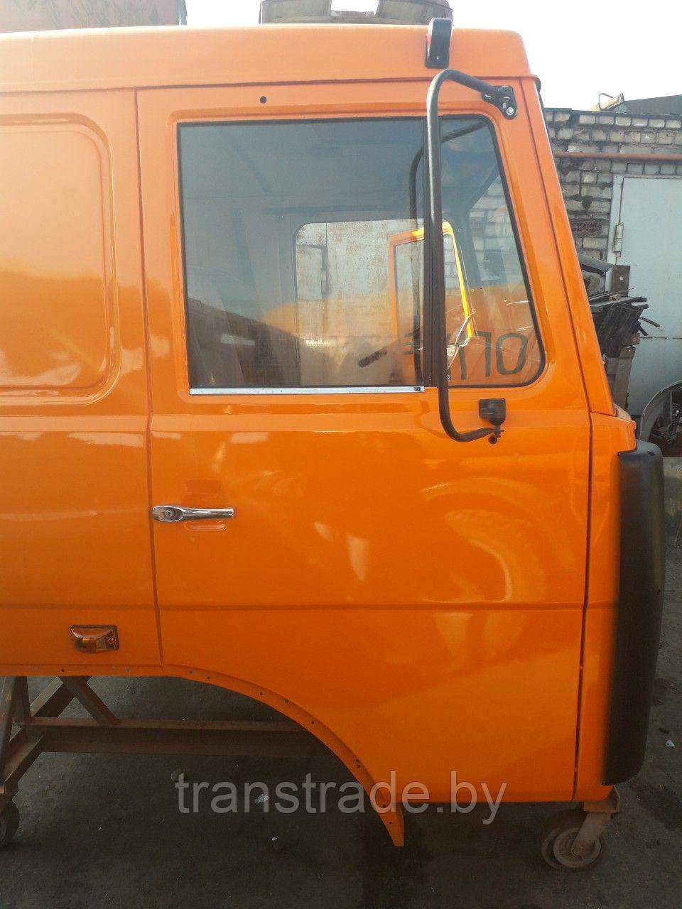Кабина МАЗ оранжевая (крепления зеркал, ручки, замки, стекла, сидения) - фото 1 - id-p107374128