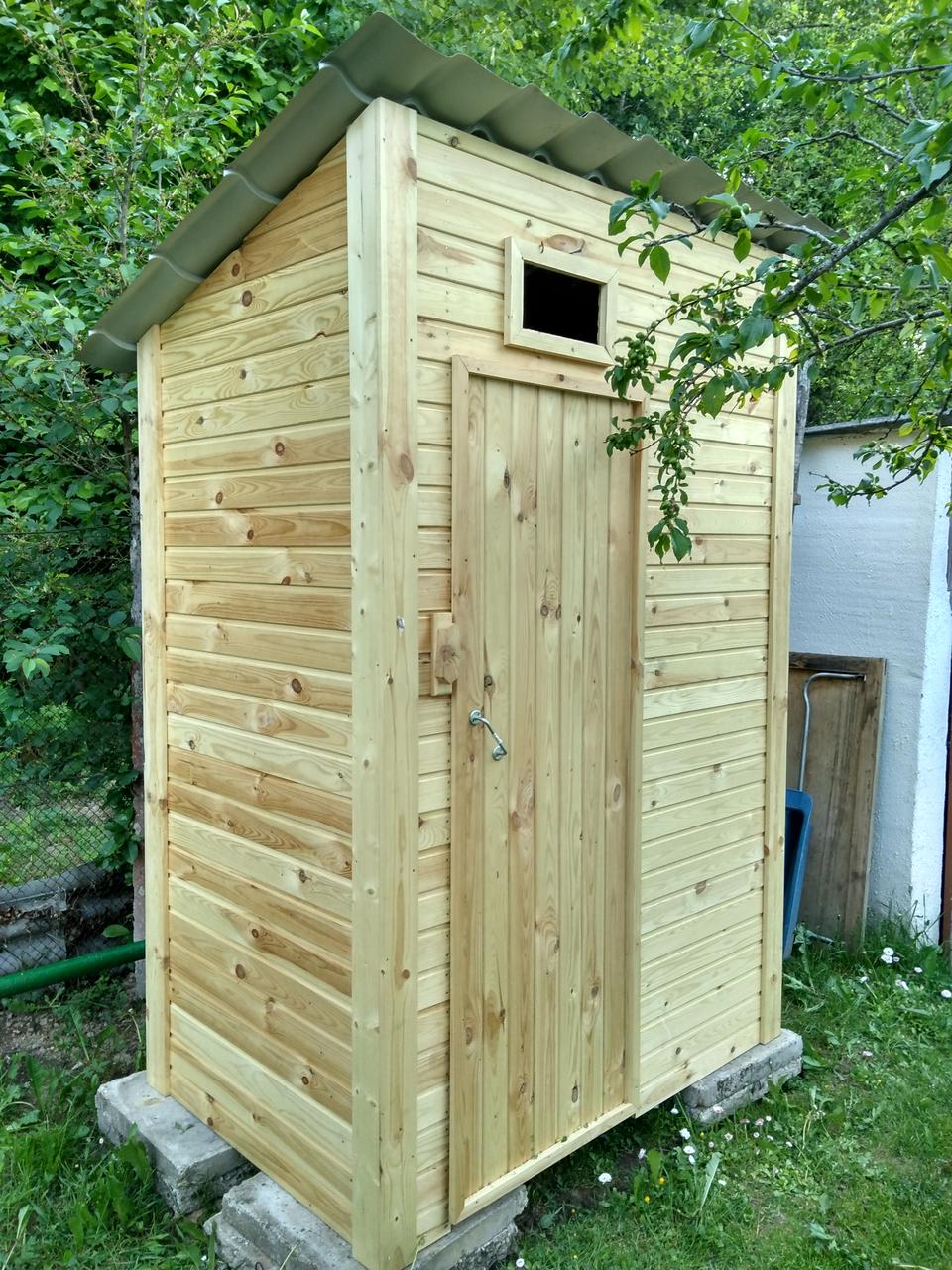 Туалет, хозблок деревянный, сарай, бытовка, домик дачный.
