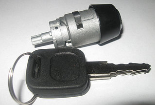 Вкладыш замка зажигания AUDI 100 C2-C3-C4-A6(C4)