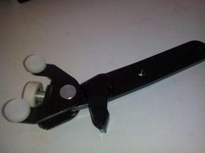 Ролик раздвижной правой боковой двери нижний VW Caddy 3 (2004-2010)