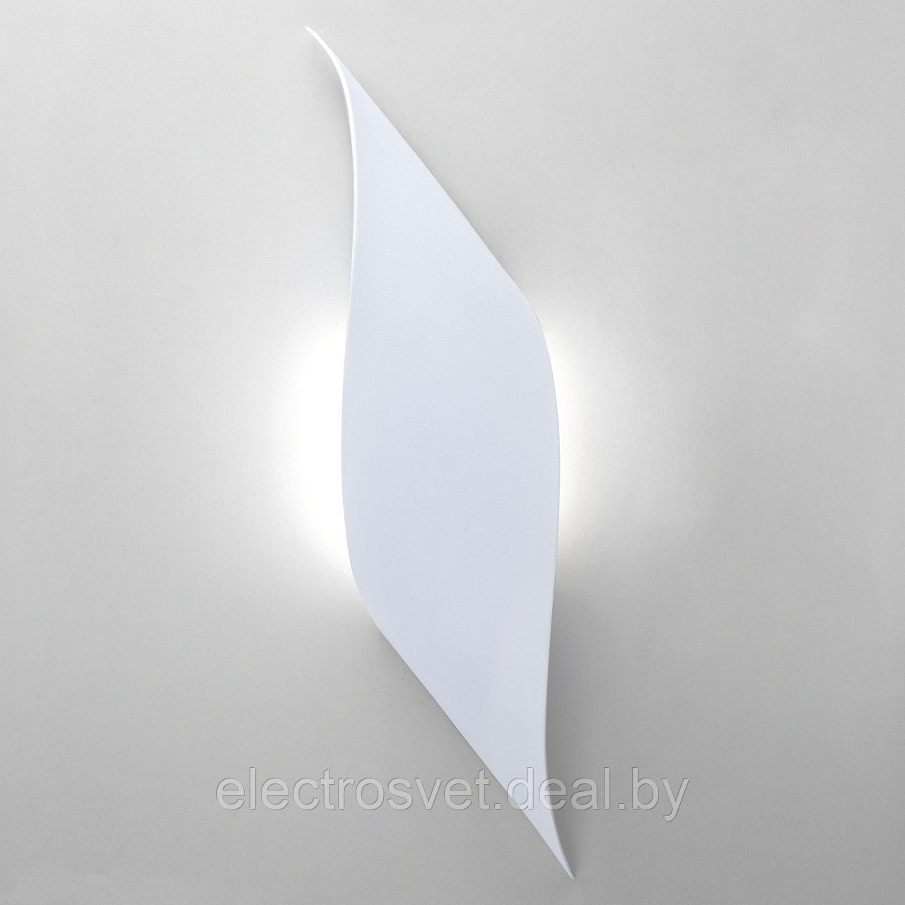 Светодиодный настенный светильник 40130/1 LED белый Elegant - фото 1 - id-p108071330