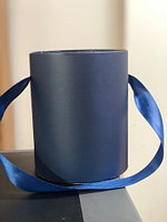 Шляпная коробка эконом-вариант темно-синий диаметром 12 см, высота 15 см, без крышки.