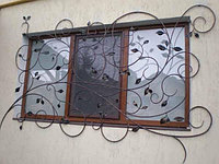 Решетки на окна декоративные металлические модель 62