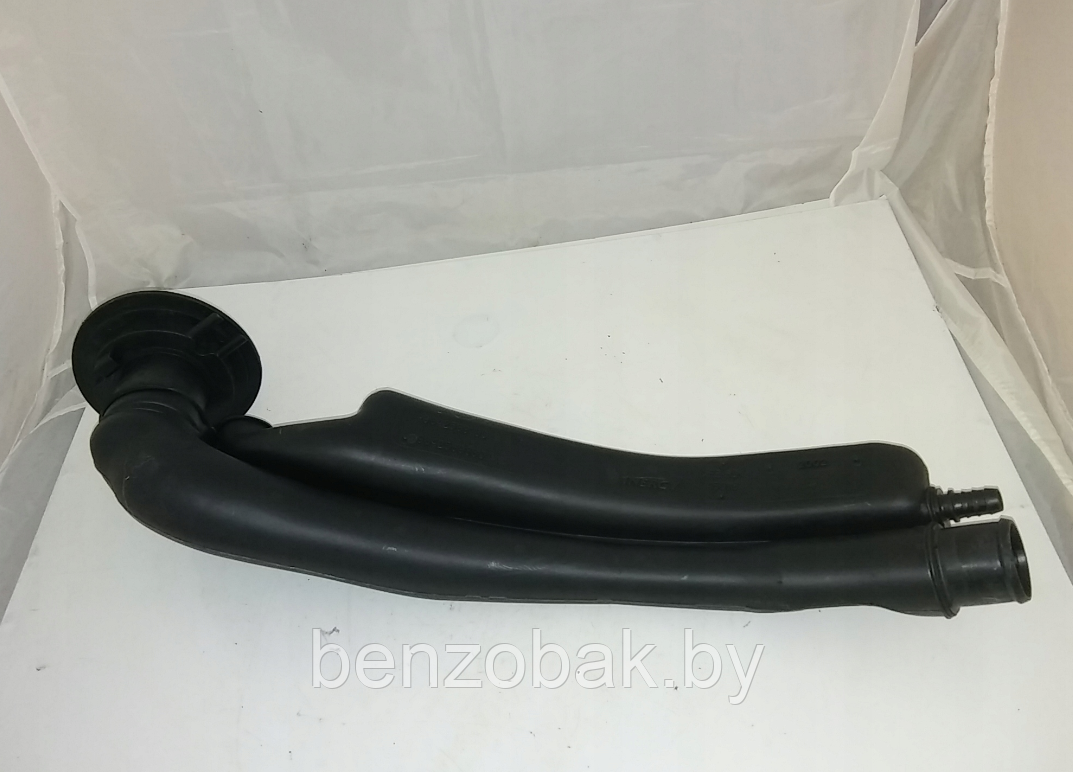 ЗАЛИВНАЯ ГОРЛОВИНА 9642569180 PEUGEOT 206 1.6
