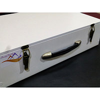 Мобильный стол с замками