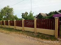 Односторонний забор "Древний кирпич", комбинированный со металлоштакетником.jpg