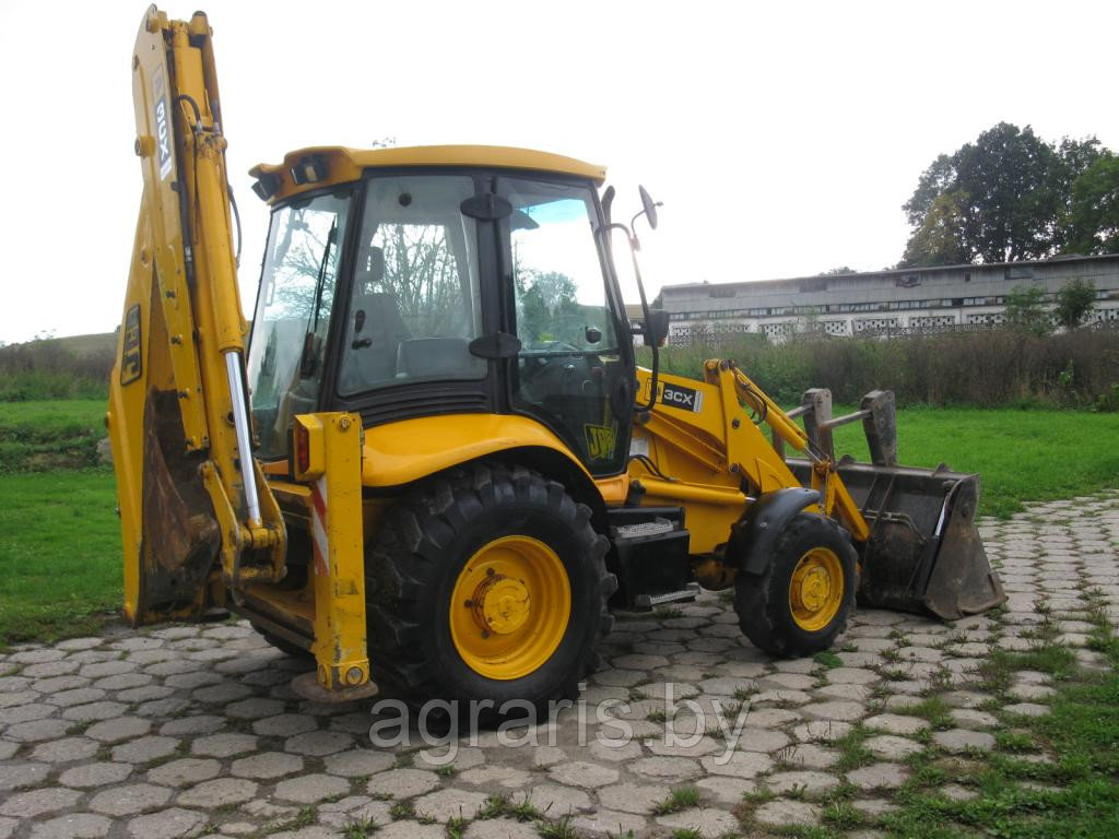 Экскаватор-погрузчик JCB 3CX - фото 8 - id-p6017381