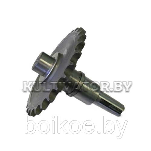 Звезда ведомая редуктора понижающего с валом 5-7лс