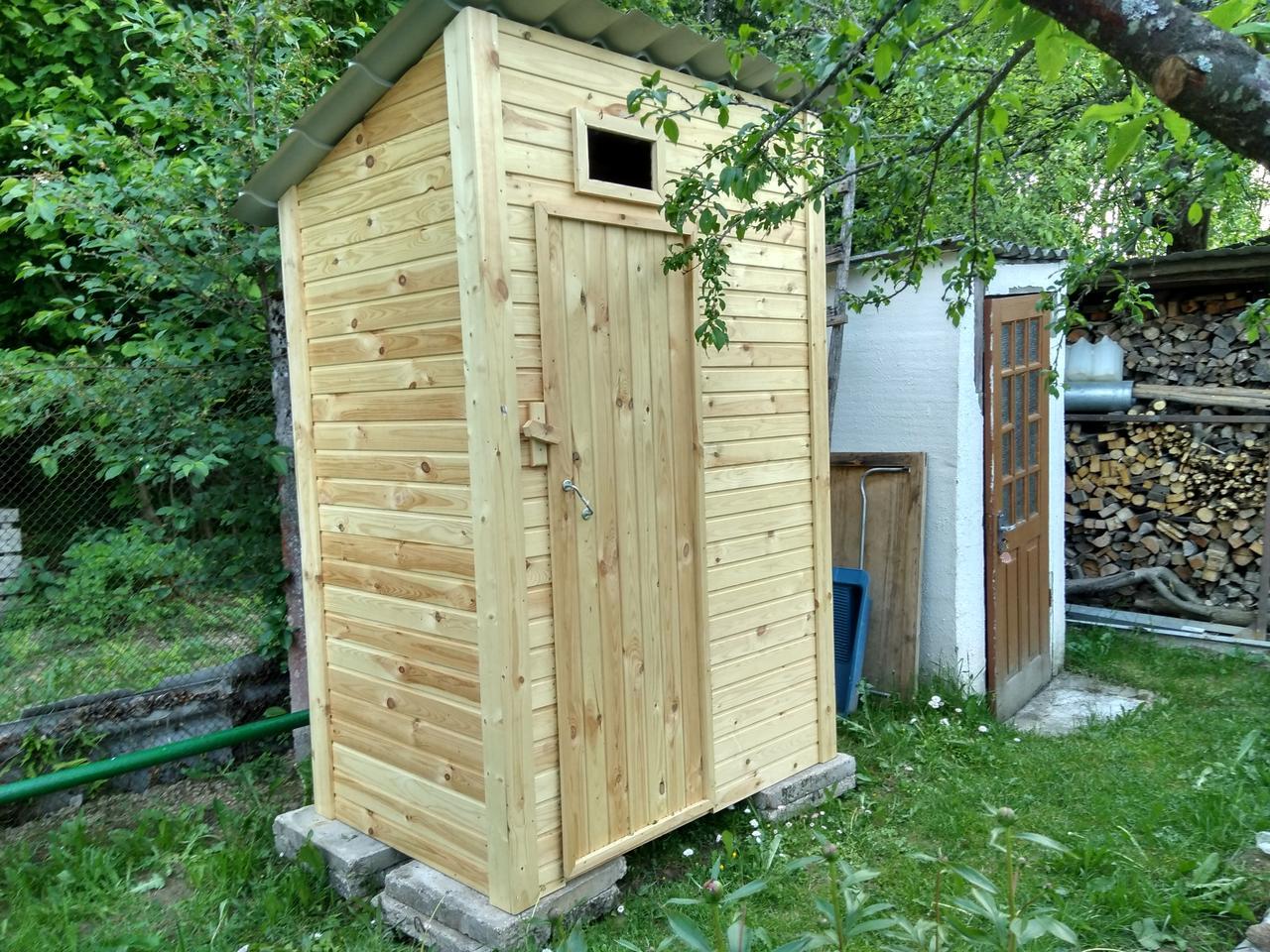 Сарай с туалетом