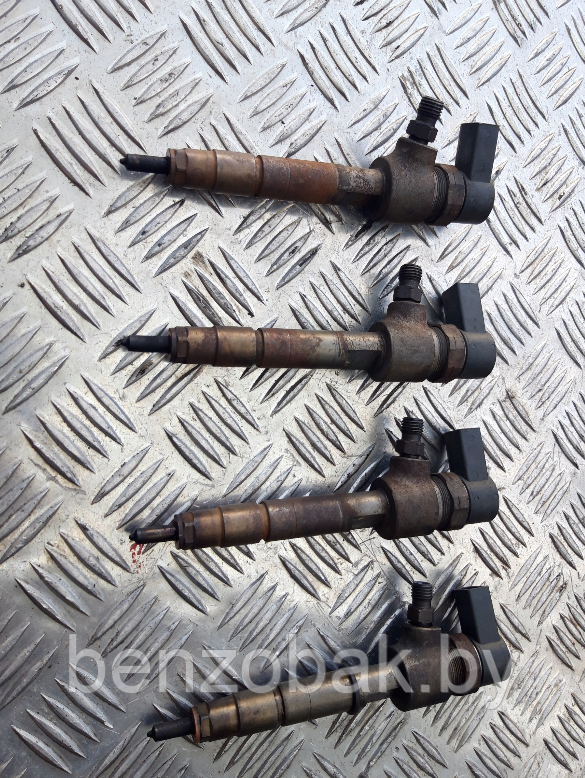 КОМПЛЕКТ ФОРСУНОК ФОРСУНКА 0445110081 VW LT 2.8