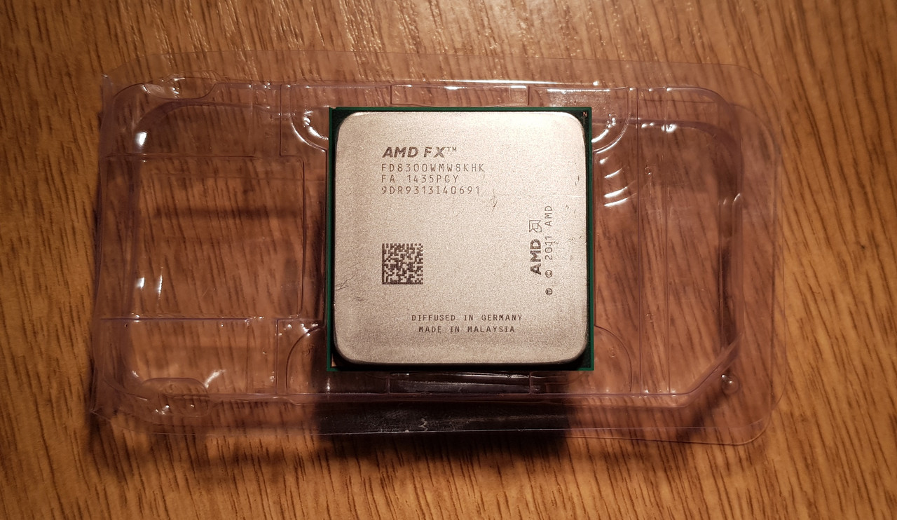 Процессор AMD FX-8300 / 8 ядер / 4.2/3.3 ГГц / 95W - фото 1 - id-p109354502