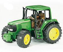 Трактор John Deere 5115M bruder 02106