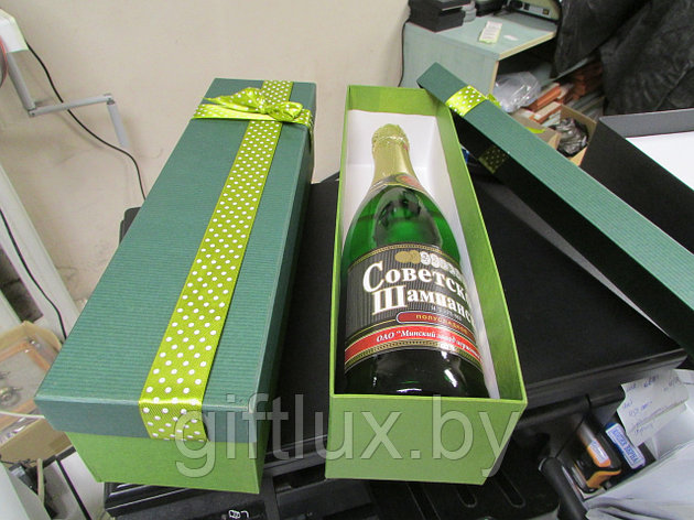 Коробка подарочная с бантом "Однотон" 9*9*33 см (под бутылку) зеленый, фото 2