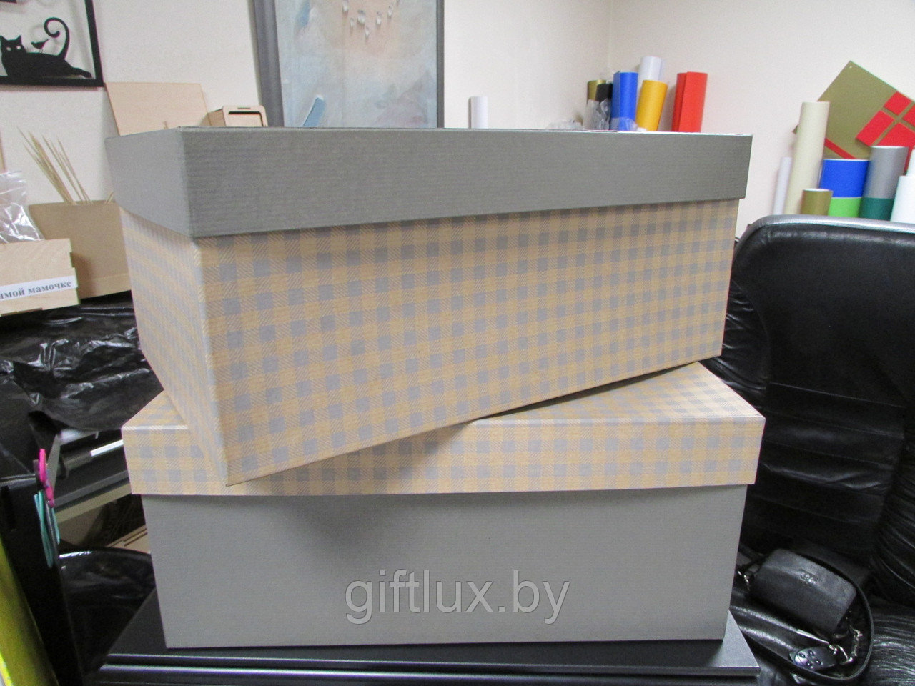 Коробка подарочная "Клетка" 35*24*15см серый