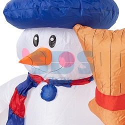 3D фигура надувная "Снеговик с метлой", размер 180 см, внутренняя подсветка 4 LED, компрессор с адаптером - фото 2 - id-p105599234