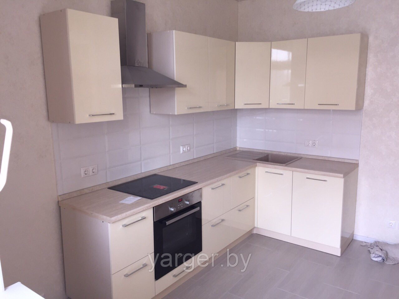 Кухня 2,6*1,5 на заказ
