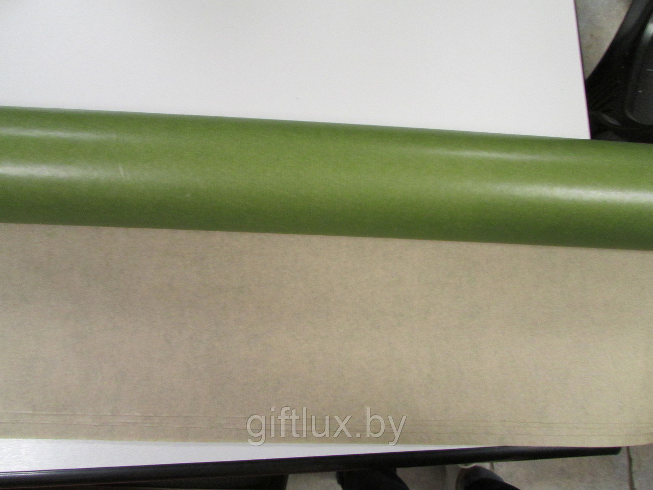 Бумага Крафт Однотон 75 см *82 м (40 гр) зеленый