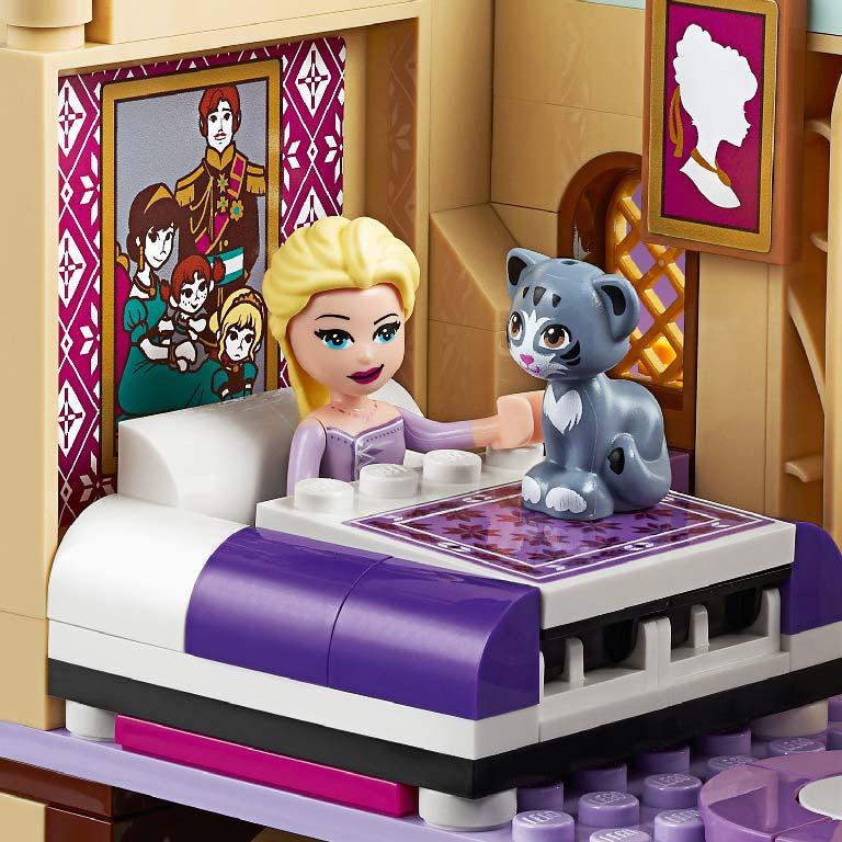 Конструктор ЛЕГО Принцессы Дисней Деревня в Эренделле LEGO Disney Princess 41167 - фото 3 - id-p110129361